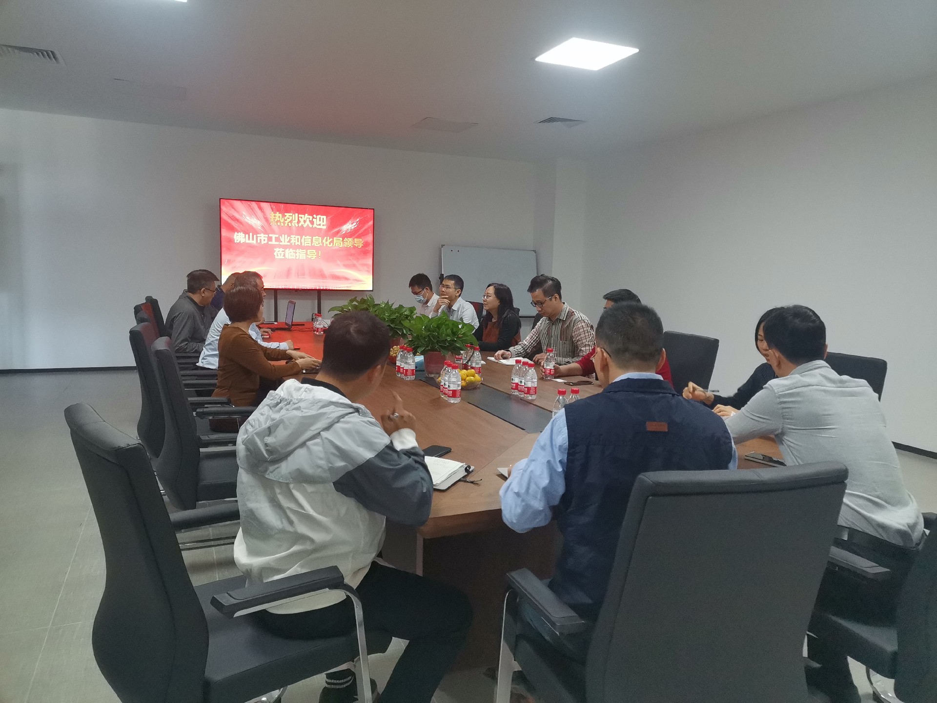 佛山市工業(yè)和信息化局?jǐn)y區(qū)、鎮(zhèn)各級領(lǐng)導(dǎo)對我司展開調(diào)研，助力企業(yè)未來發(fā)展